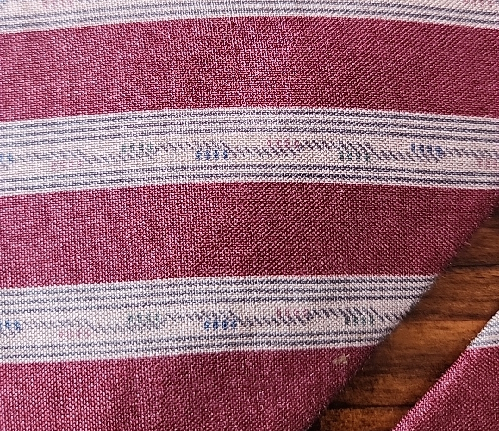 Christian Dior Burgundy and Beige With Navy Accents Striped Tie - Picture 4 of 4